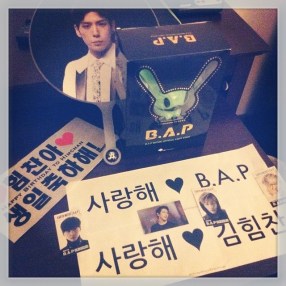 My Goodies & Merch. (Fansigns, photocards, Matoki lightstick, & Himchan picket)